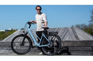 VTC électrique 28'' Fischer Viator Move 01